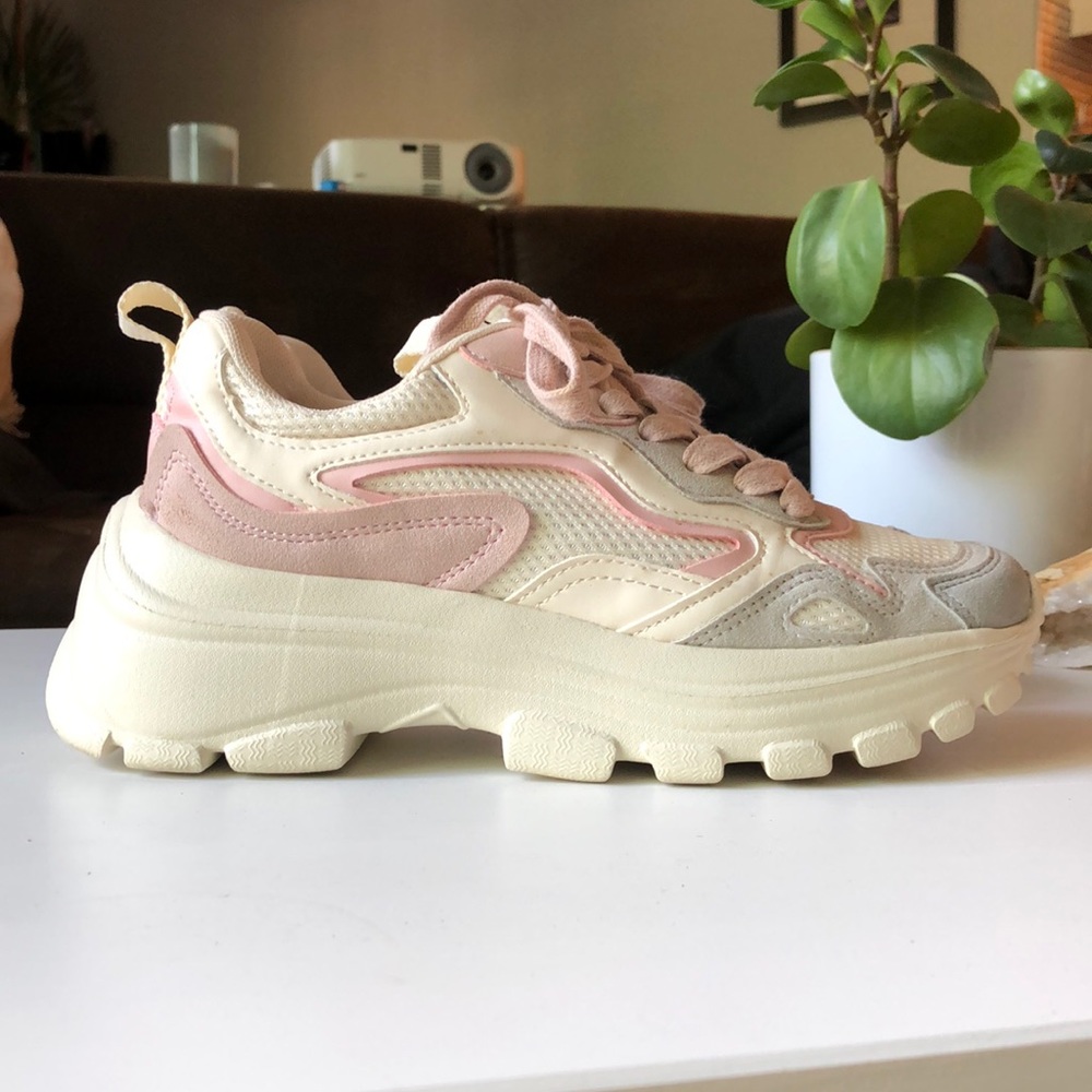 ZARA like-new Platform Sneakers